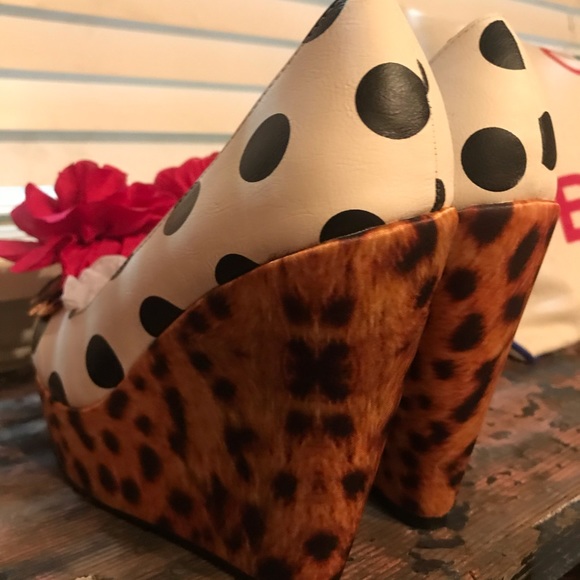 Iron Fist Lolita Love Wedge - Picture 5 of 8